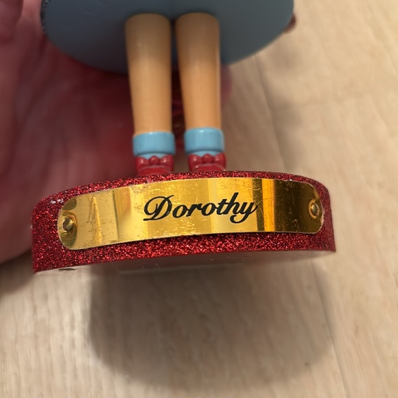 NIB Kurt Adler 10" The Wizard of Oz Dorothy Nutcracker - Picture 4 of 4